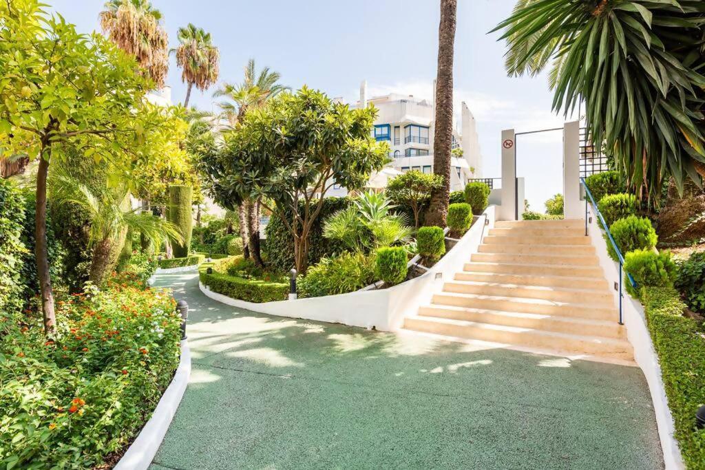 Apartament Marbella House Imponente Atico Con Piscina Privada Zewnętrze zdjęcie